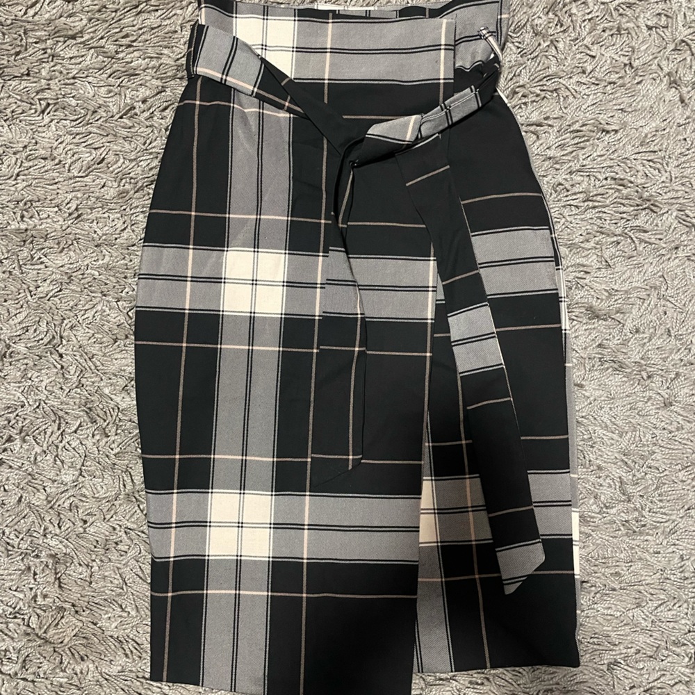 H&M plaid skirt
